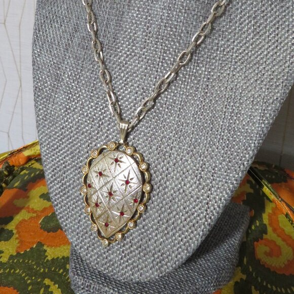 Vtg signed Prestige pend necklace 1960 ruby red crystal silver chain starburst - Picture 1 of 9